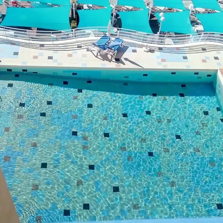 Marina Penthouse 1 阿尔布费拉
